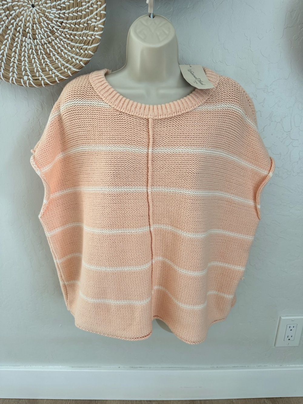 Universal Thread Peach & White Striped Crewneck Knit Short Sleeve Sweater
